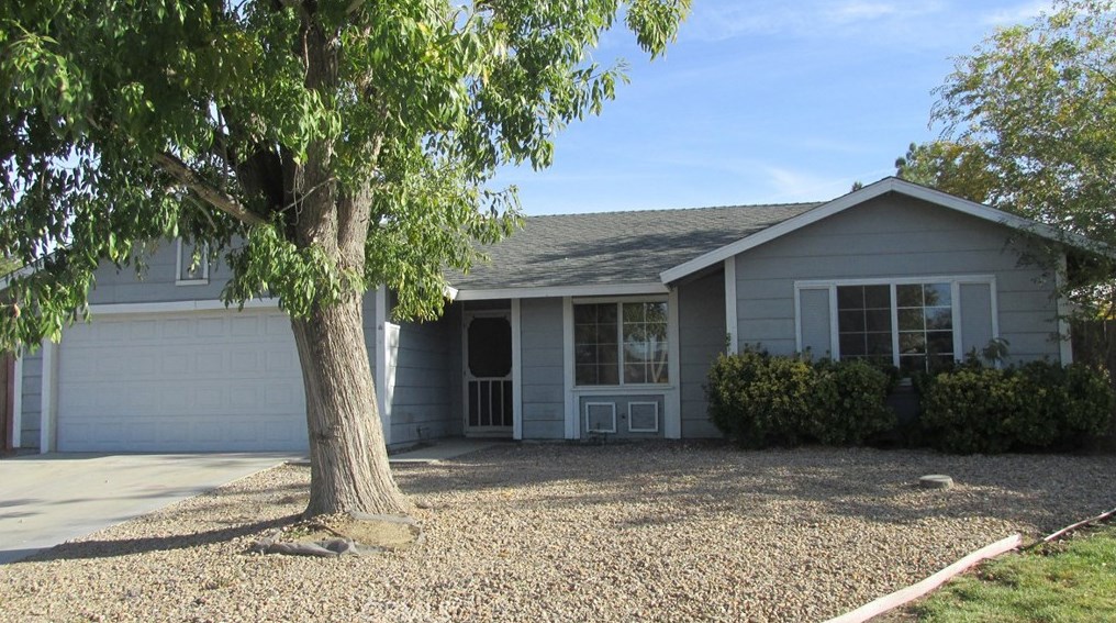 14911 Glasgow Ct, Victorville, CA 92394