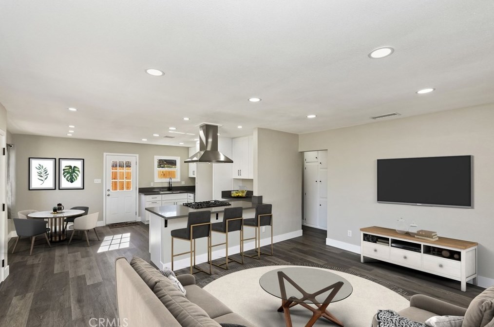 5121 Poinsetta Pl, Riverside, CA 92509