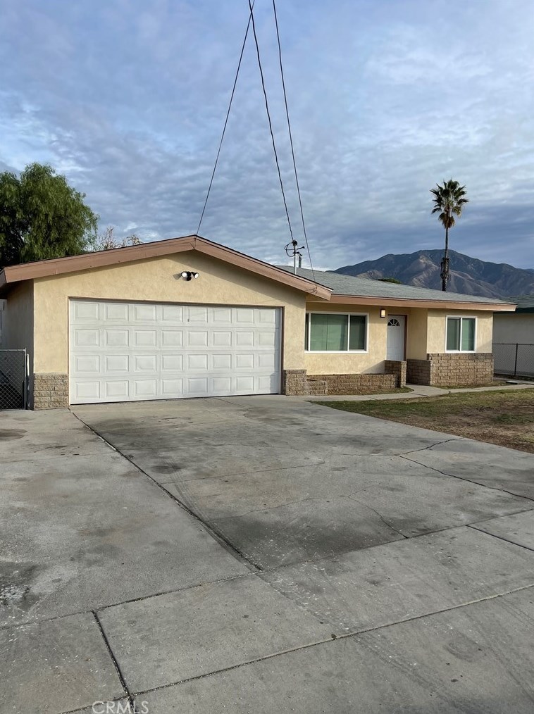 27002 Cypress St, Highland, CA 92346
