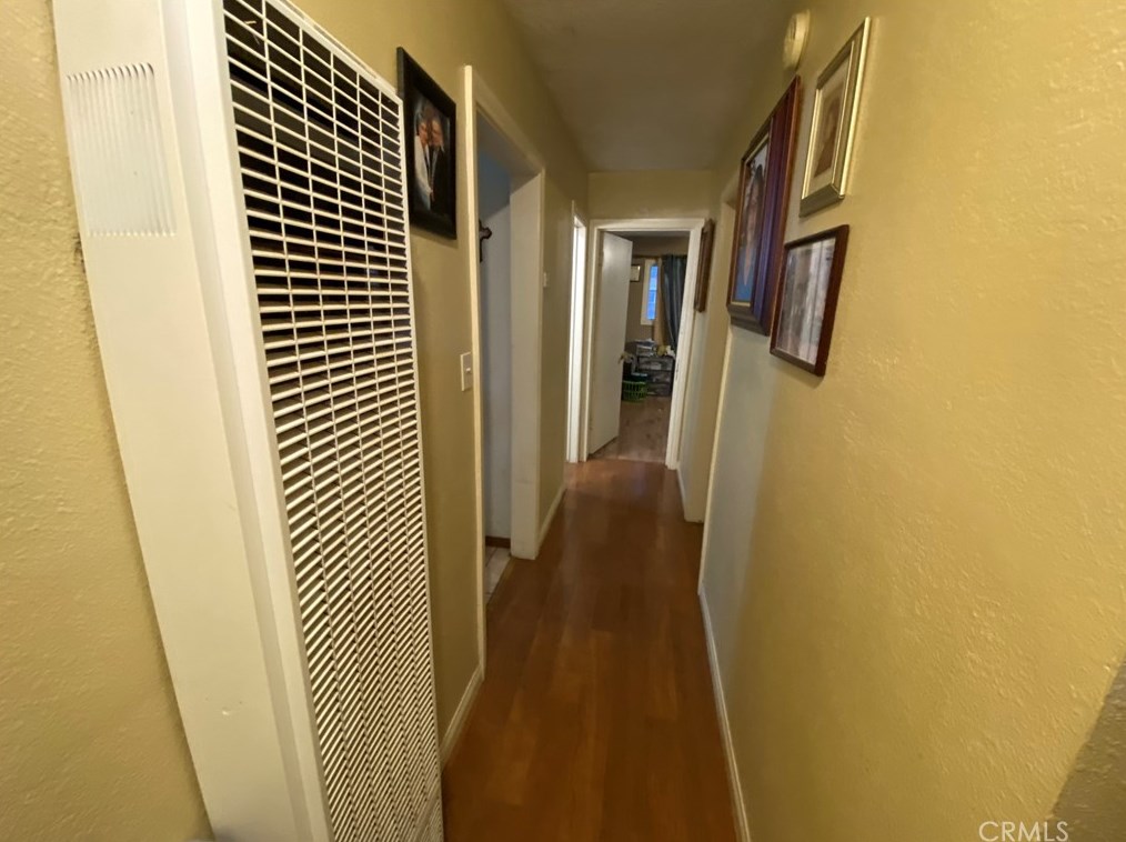 8912 San Vicente Ave, Riverside CA  92503-2737 exterior