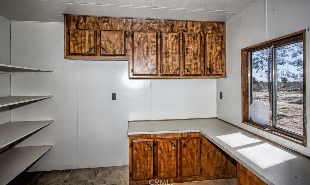 5401 Greasewood Ln, Phelan CA  exterior