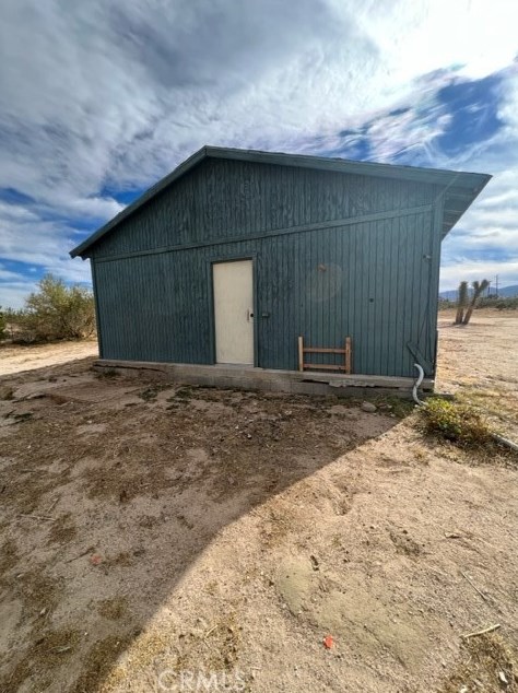 4949 Duncan Rd, Phelan CA  92371 exterior
