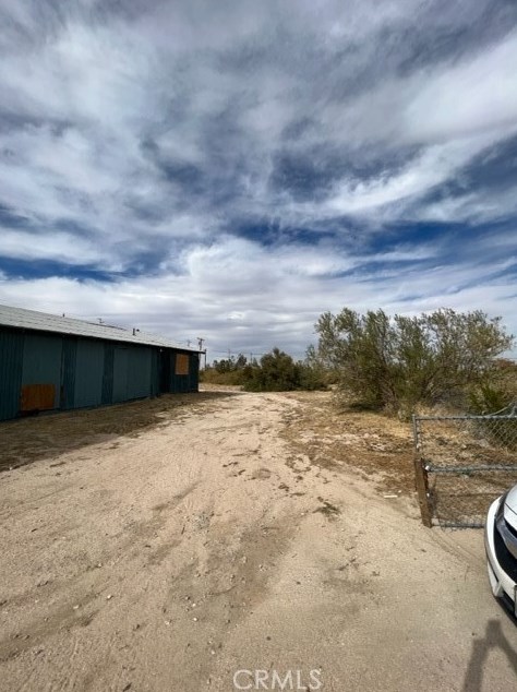 4949 Duncan Rd, Phelan CA  92371 exterior