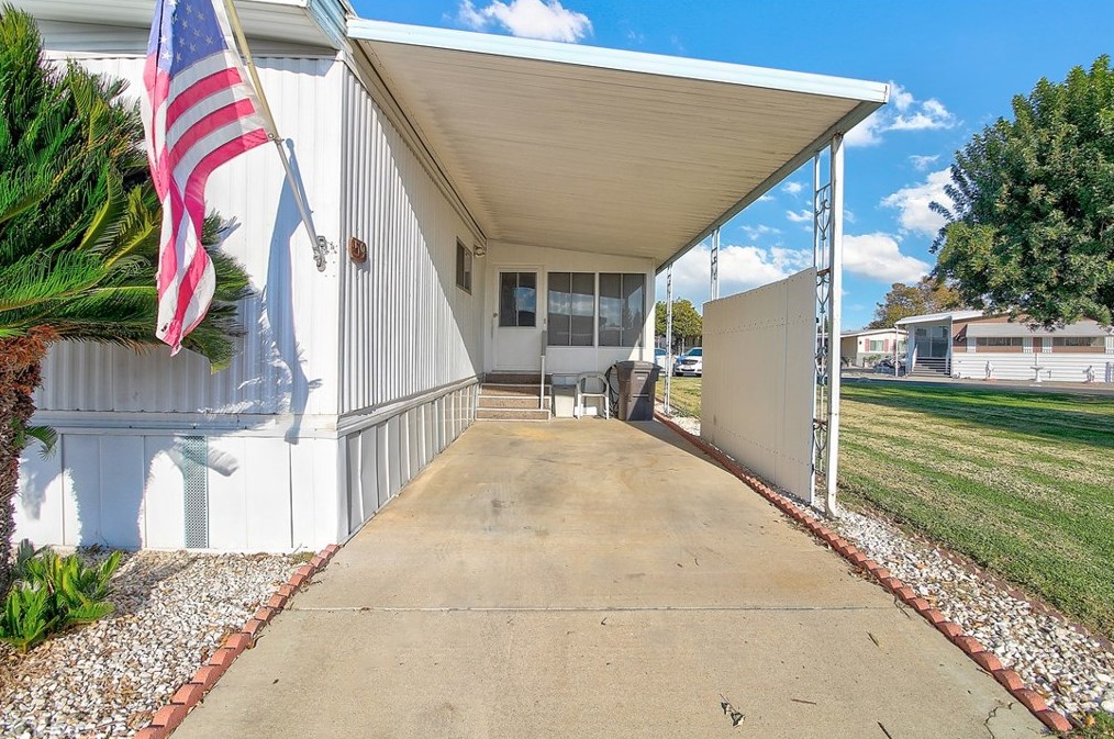 9391 California Ave #59, Riverside, CA 92503