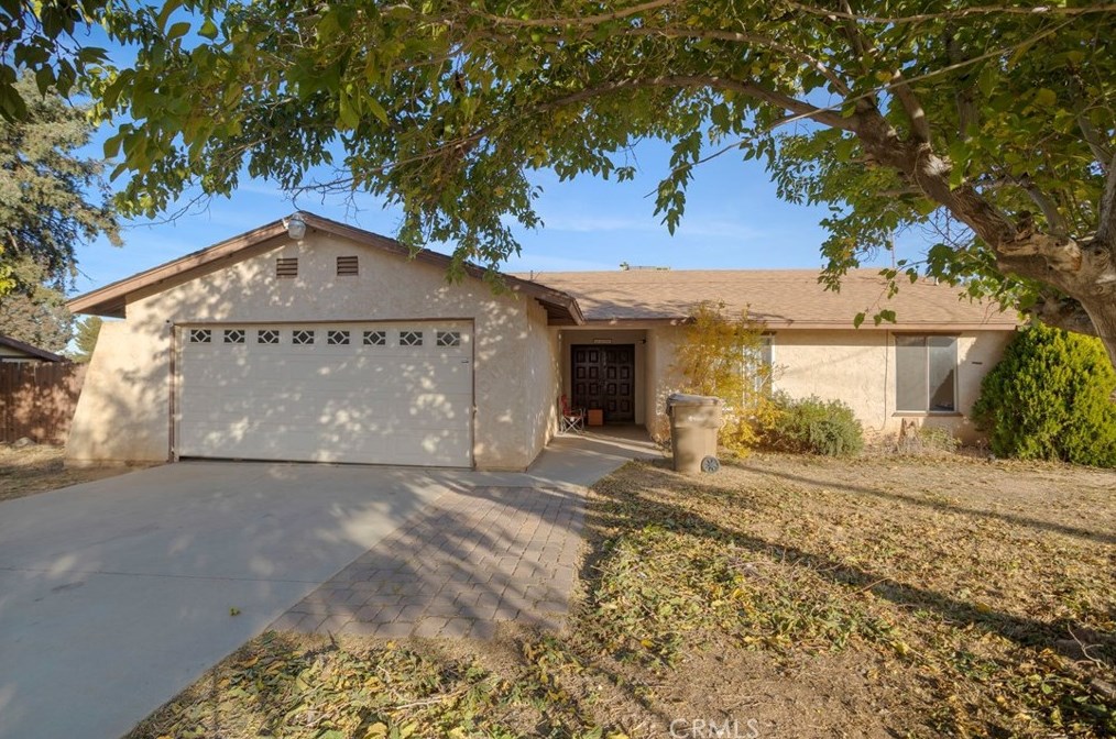 7575 Maple Ave, Hesperia, CA 92344-4132