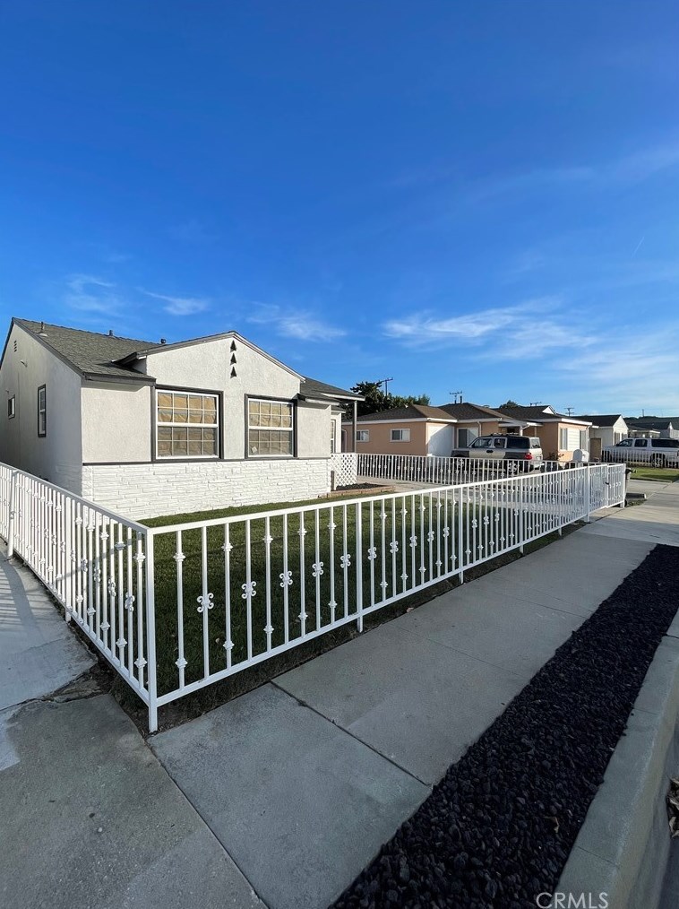 18008 La Salle Ave, Gardena, CA 90248