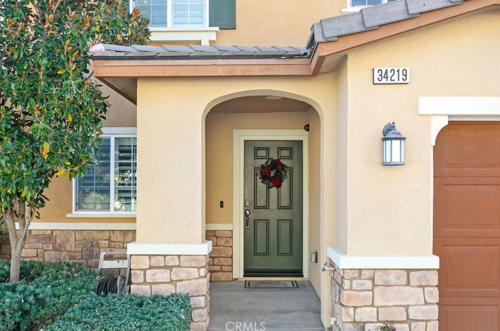 34219 Parkside Dr, Lake Elsinore, CA 92532