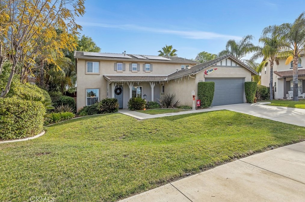 35320 Azalea Ln, Winchester, CA 92596-8982