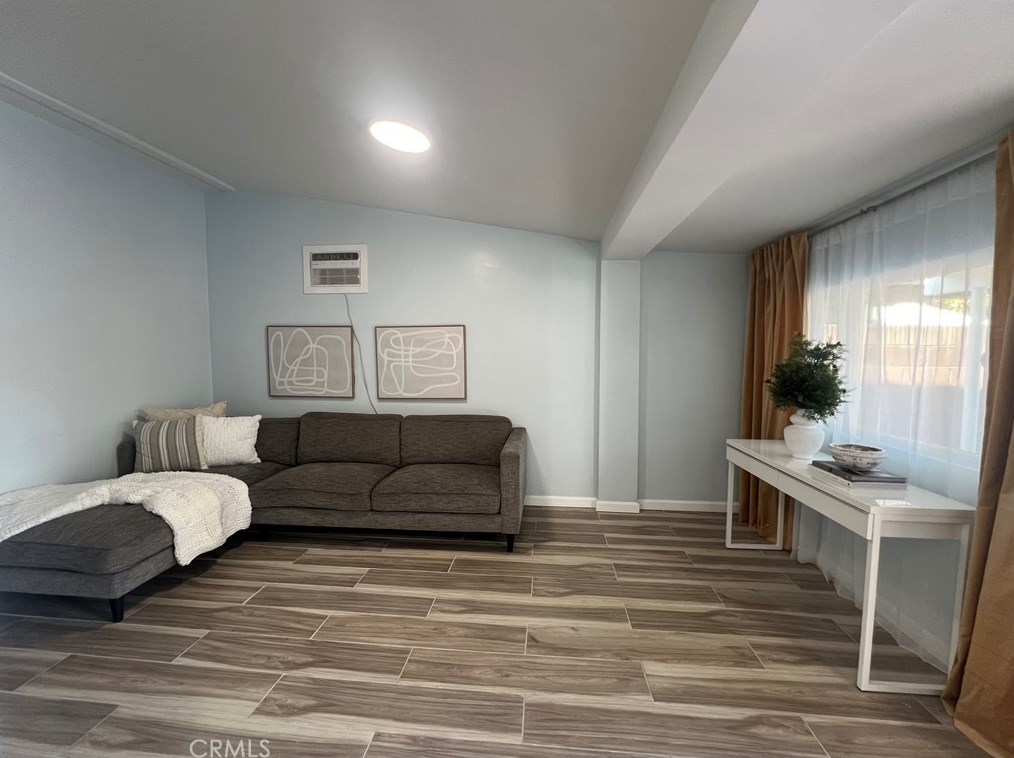 11928 168th St, Artesia, CA 90701