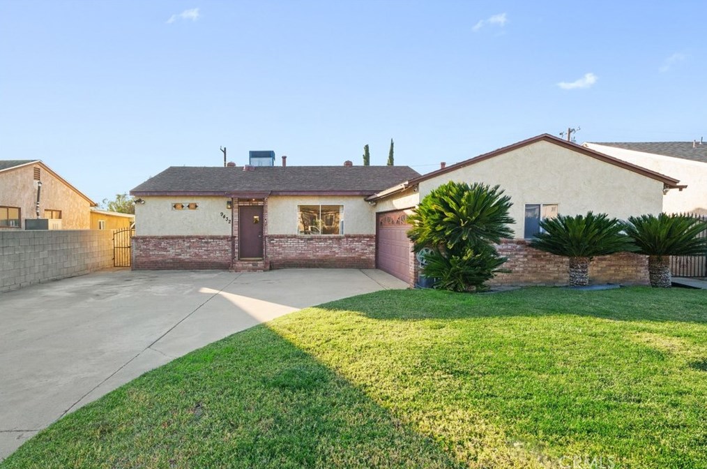 9432 Kaiser Ave, Fontana, CA 92335