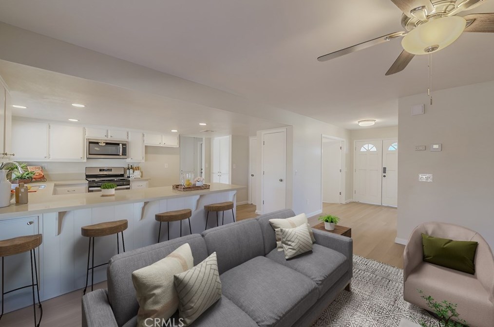 14045 Cronese Rd, Apple Valley CA  92307-5610 exterior