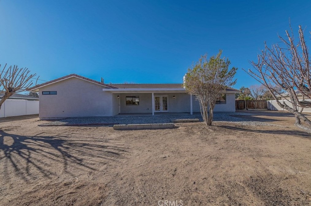 14045 Cronese Rd, Apple Valley CA  92307-5610 exterior