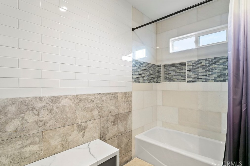 3115 Samoa Pl, Costa Mesa CA  92626-2357 exterior