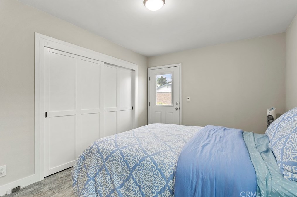 3115 Samoa Pl, Costa Mesa CA  92626-2357 exterior