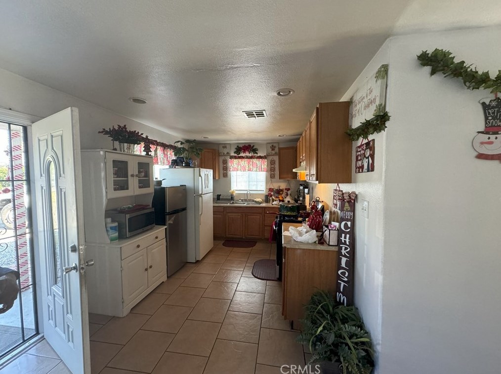 24679 Monterey Ave, San Bernardino, CA 92410