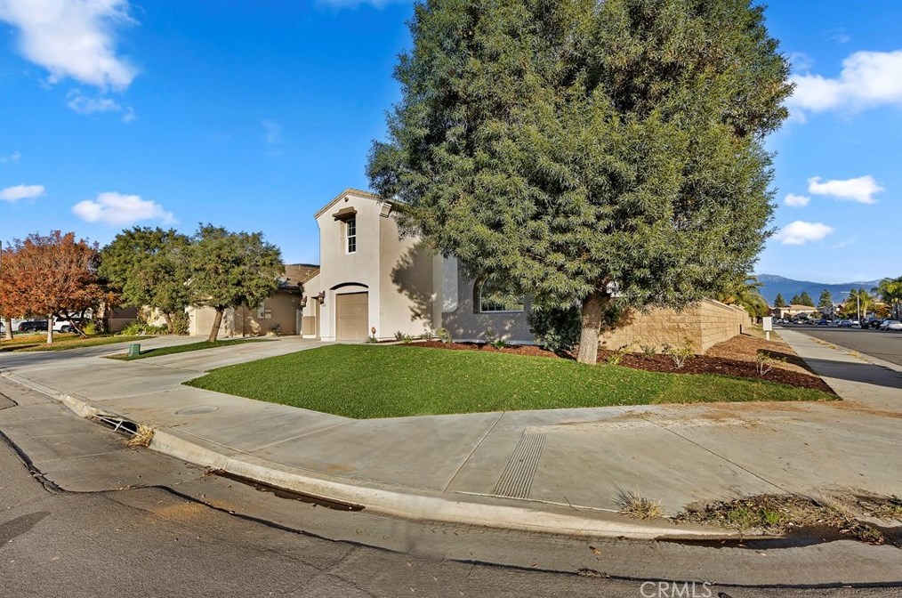 653 Sunnyside Blvd, San Jacinto, CA 92582