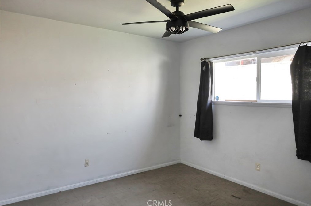 6411 Tournament Dr, Riverside CA  92509-5762 exterior