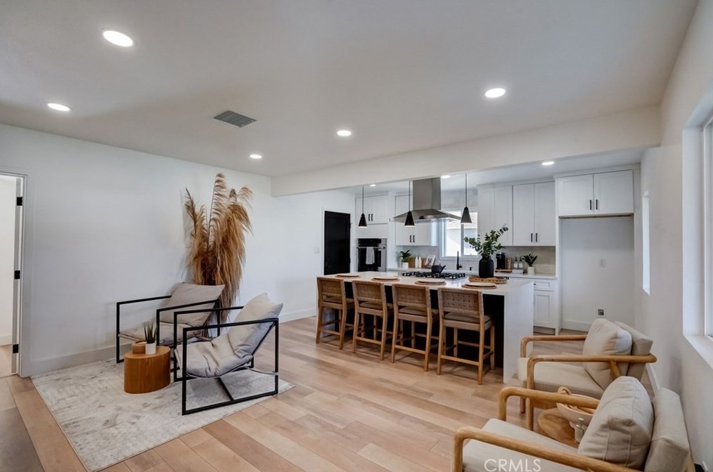 15025 Orchid St, Fontana CA  92335-4225 exterior