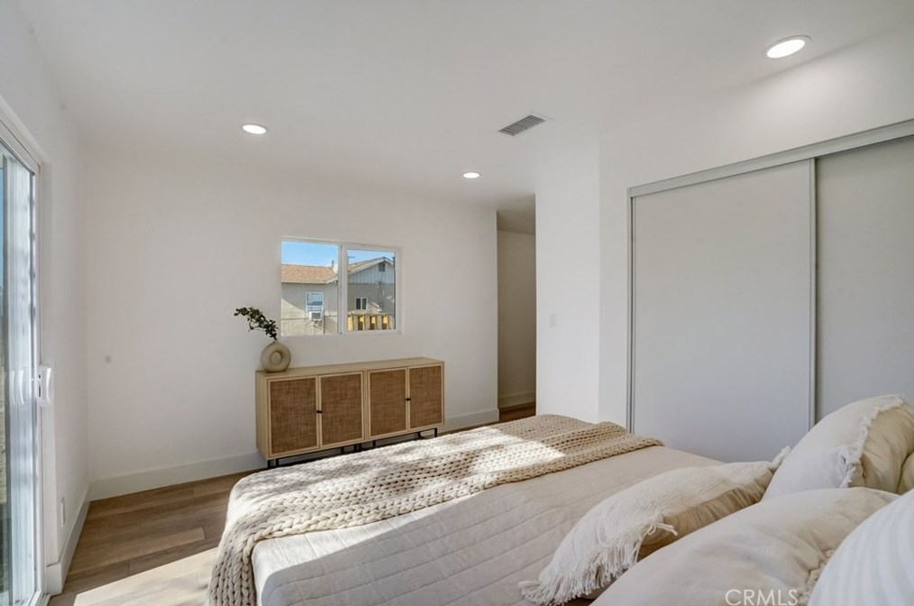 15025 Orchid St, Fontana CA  92335-4225 exterior