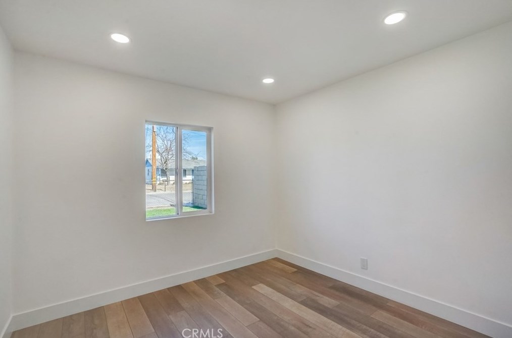 15025 Orchid St, Fontana CA  92335-4225 exterior