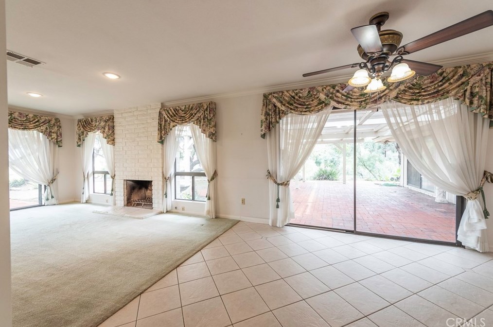 17060 Ranchero Rd, Riverside CA  92504-5920 exterior