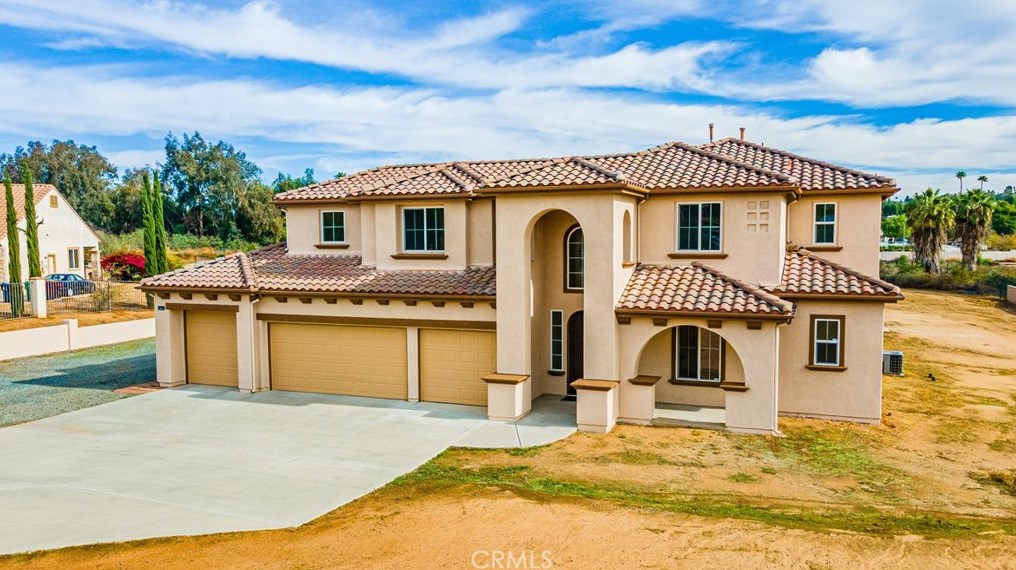 16615 Greene Cir, Riverside, CA 92504