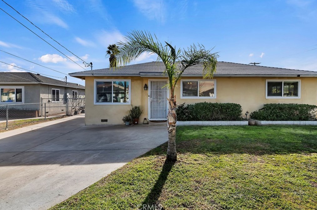 16067 Ivy Ave, Fontana, CA 92335