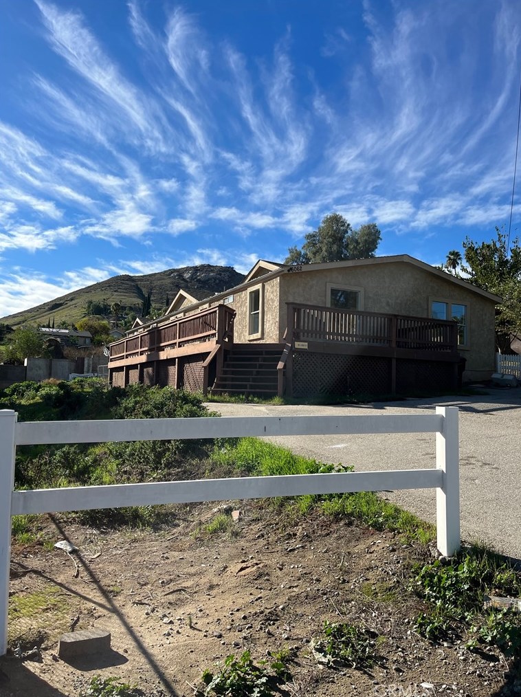 6062 Rouner Dr, Riverside, CA 92509