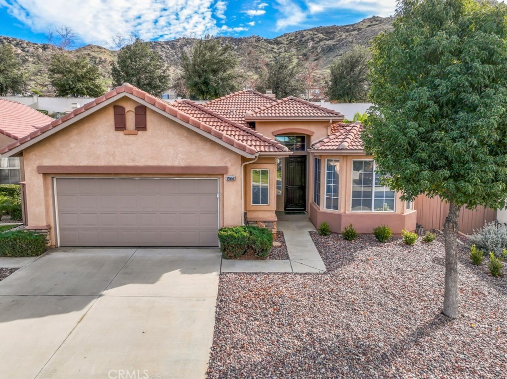 14668 Grandview Dr, Moreno Valley, CA 92555