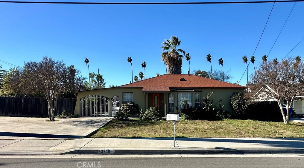 3750 Monroe St, Riverside, CA 92504