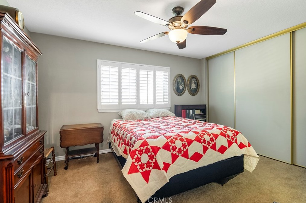 1651 Kingsport Dr, Riverside CA  92506-5451 exterior