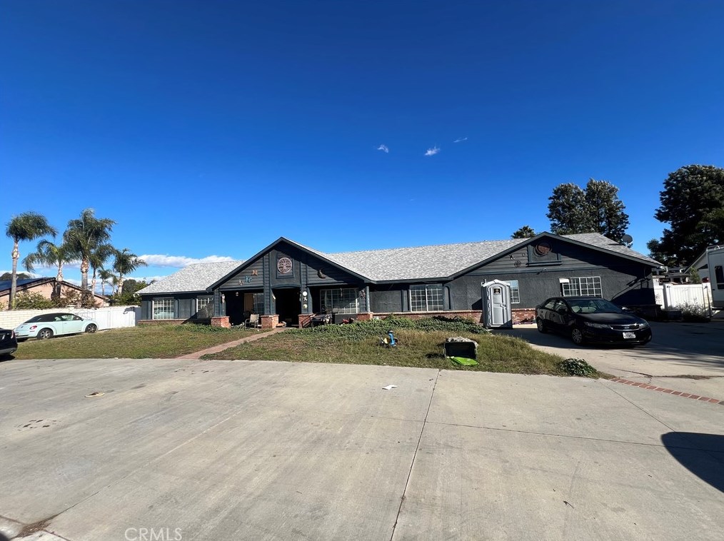 17384 Kaison Cir, Riverside, CA 92508