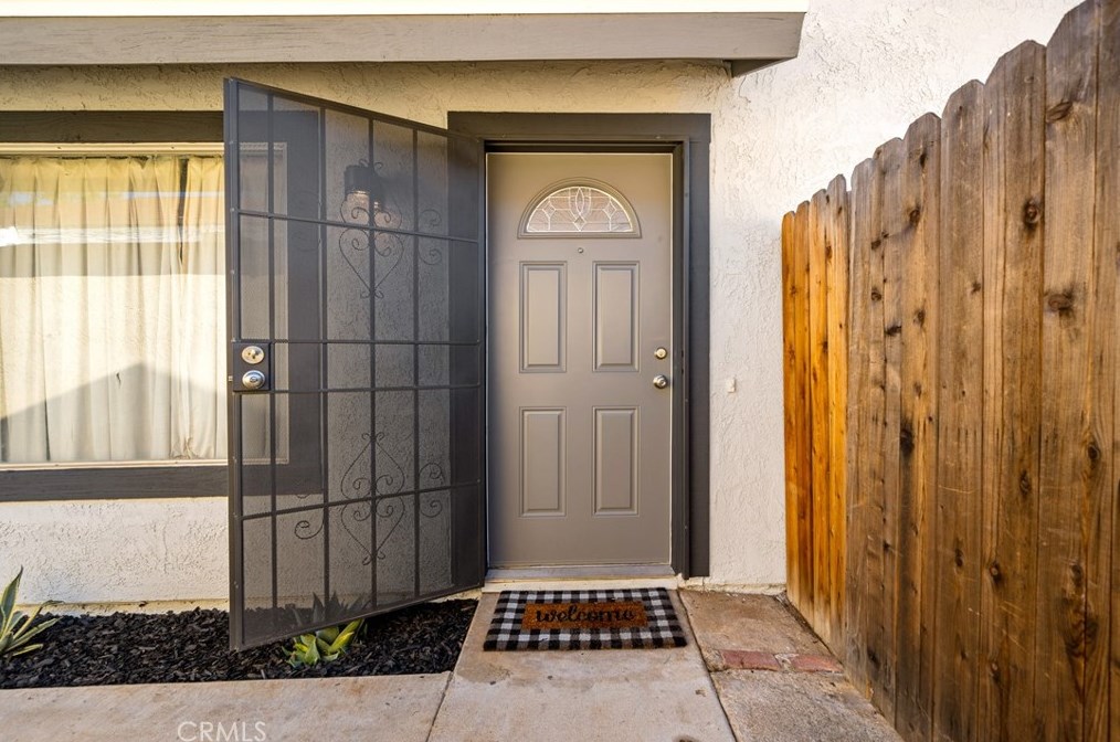 24157 Fawn St, Moreno Valley CA  92553-3392 exterior