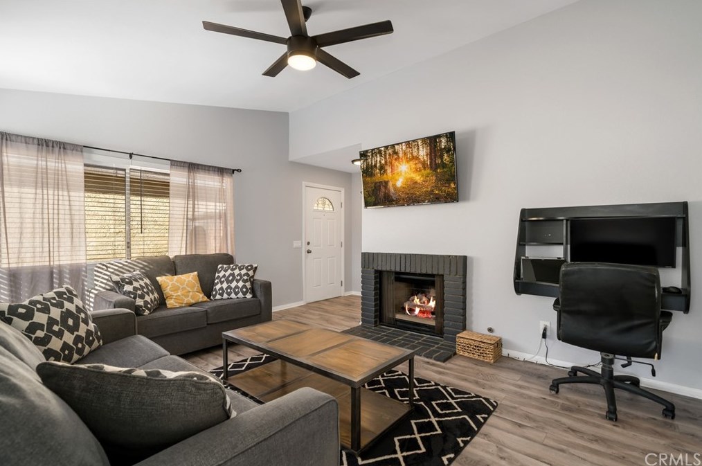 24157 Fawn St, Moreno Valley CA  92553-3392 exterior