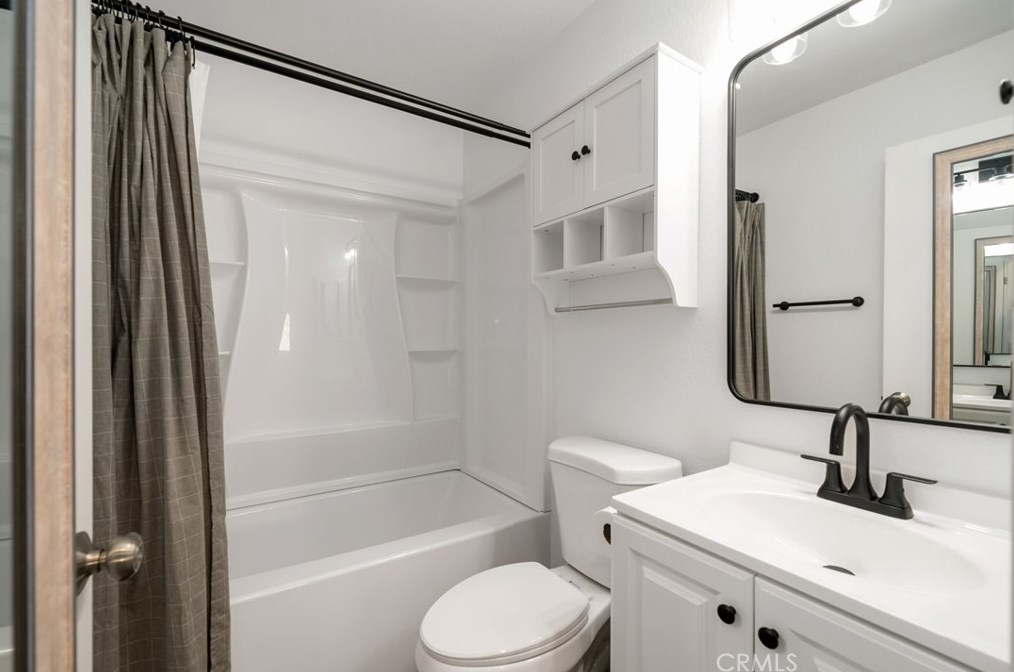 24157 Fawn St, Moreno Valley CA  92553-3392 exterior