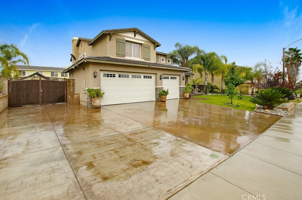 12614 Torrey Pine Rd, Moreno Valley, CA 92555-3512