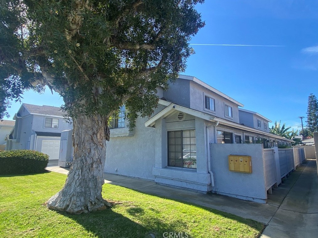 13761 Cedar St, Westminster, CA 92683-7955