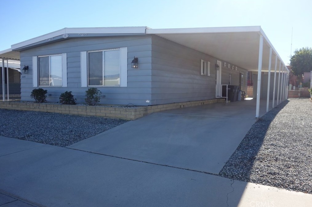1645 Vista Grande Dr, Hemet, CA 92543