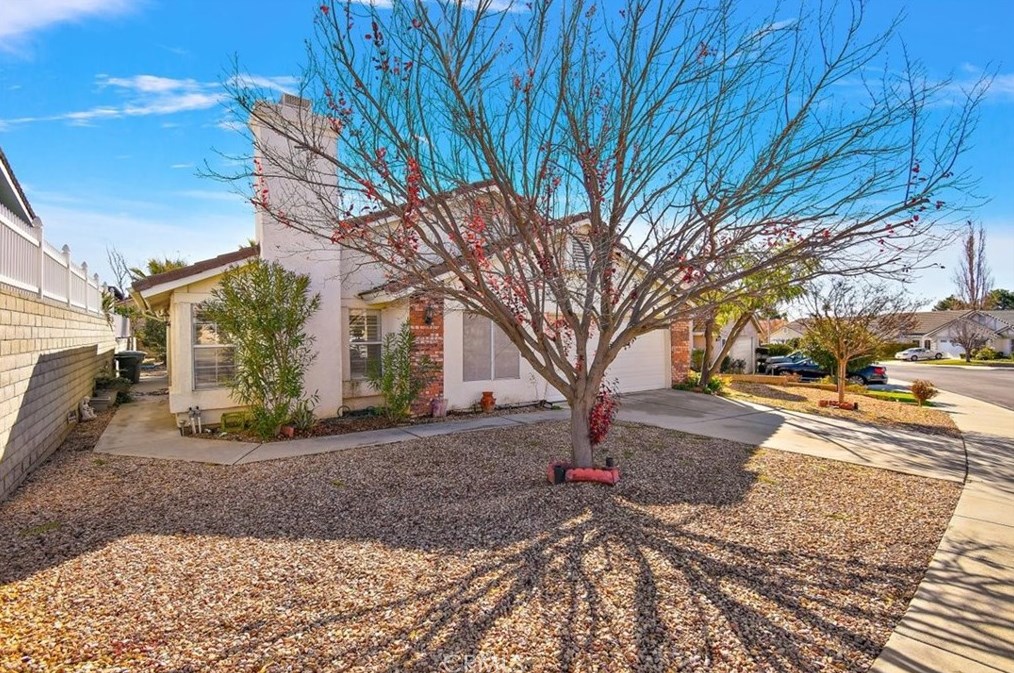 10666 Cherry Hills Dr, Beaumont, CA 92223