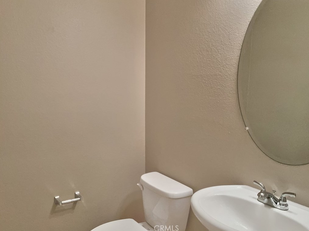 1461 Ambrosia St, Beaumont CA  92223-8473 exterior