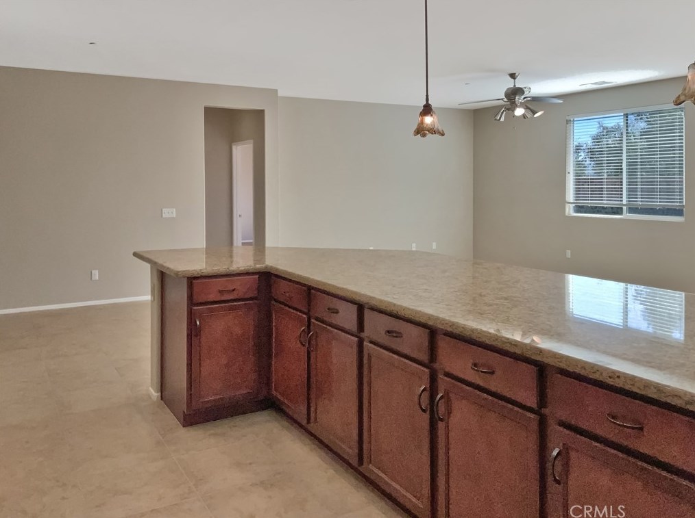 1461 Ambrosia St, Beaumont CA  92223-8473 exterior