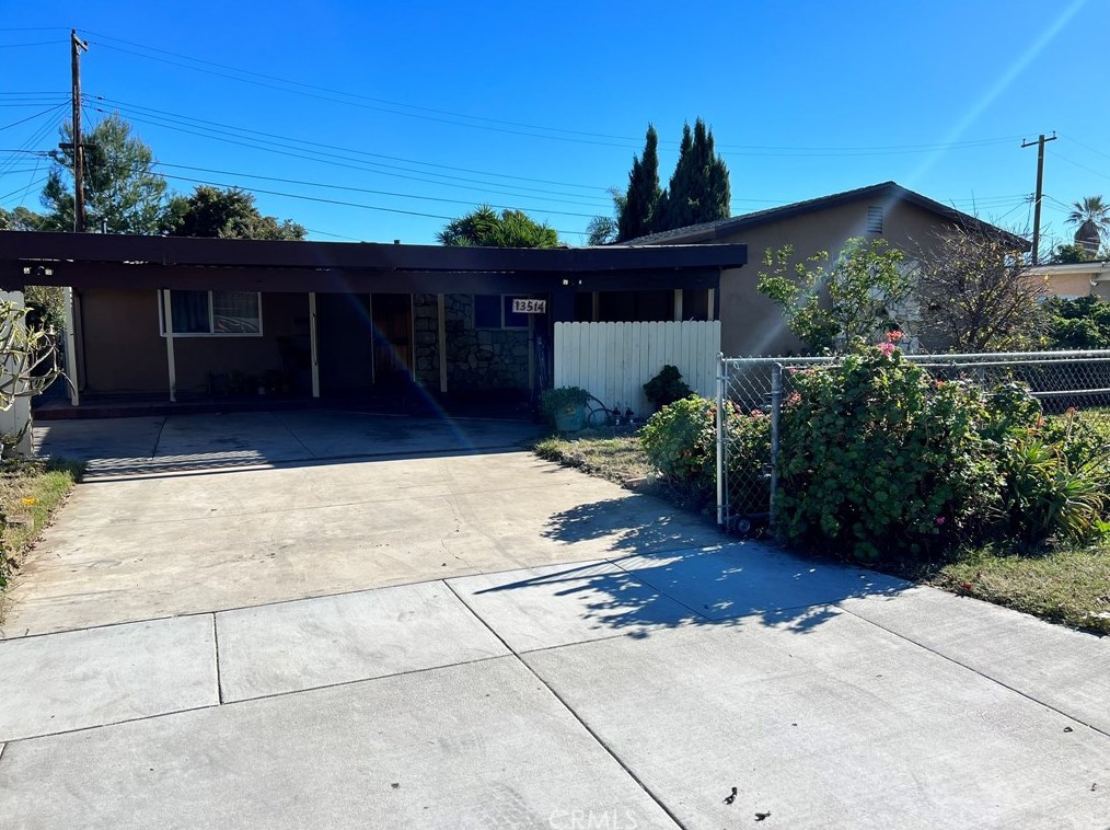 13514 Duffield Ave, La Mirada, CA 90638