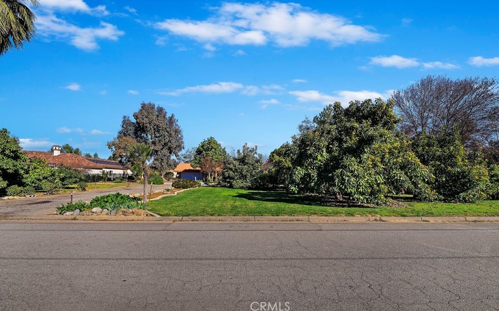 2141 St Lawrence St, Riverside, CA 92504