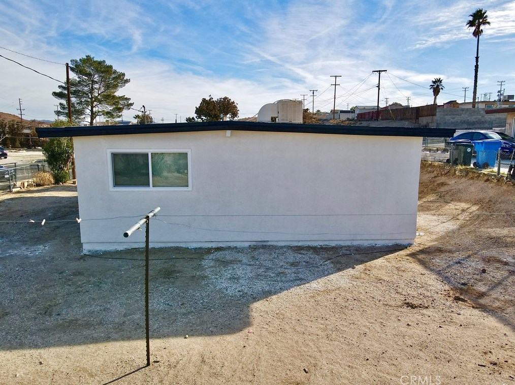 330 Muriel Dr, Barstow CA  92311-2418 exterior