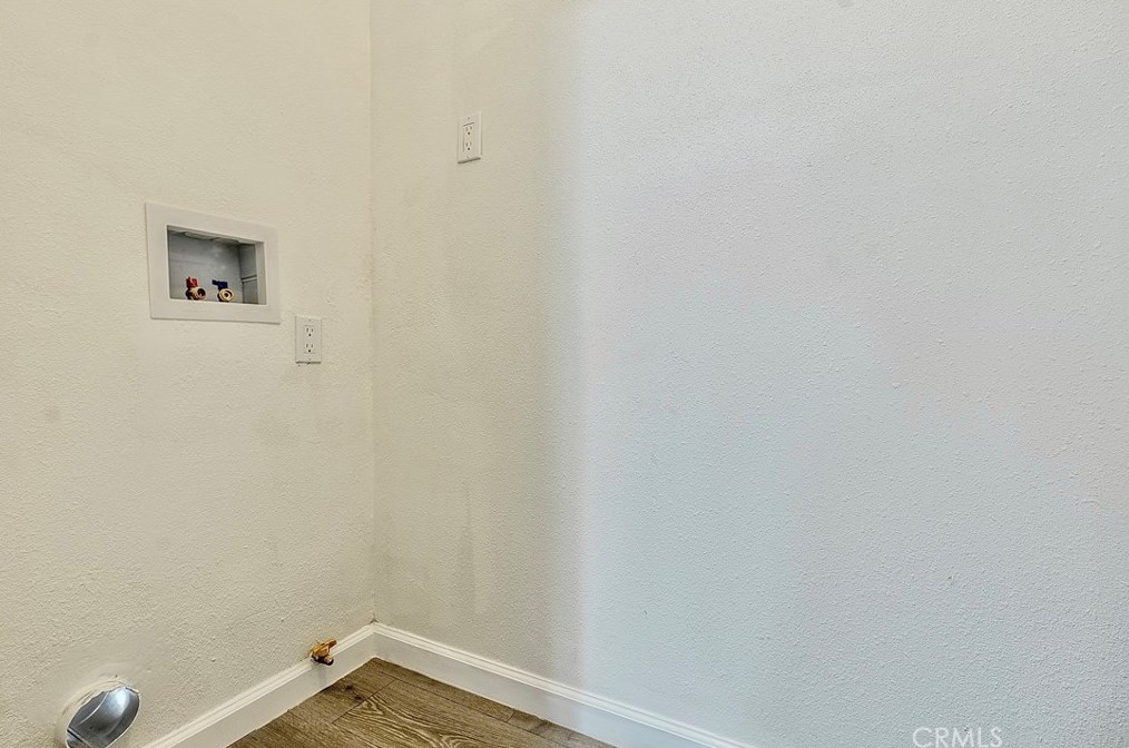 330 Muriel Dr, Barstow CA  92311-2418 exterior