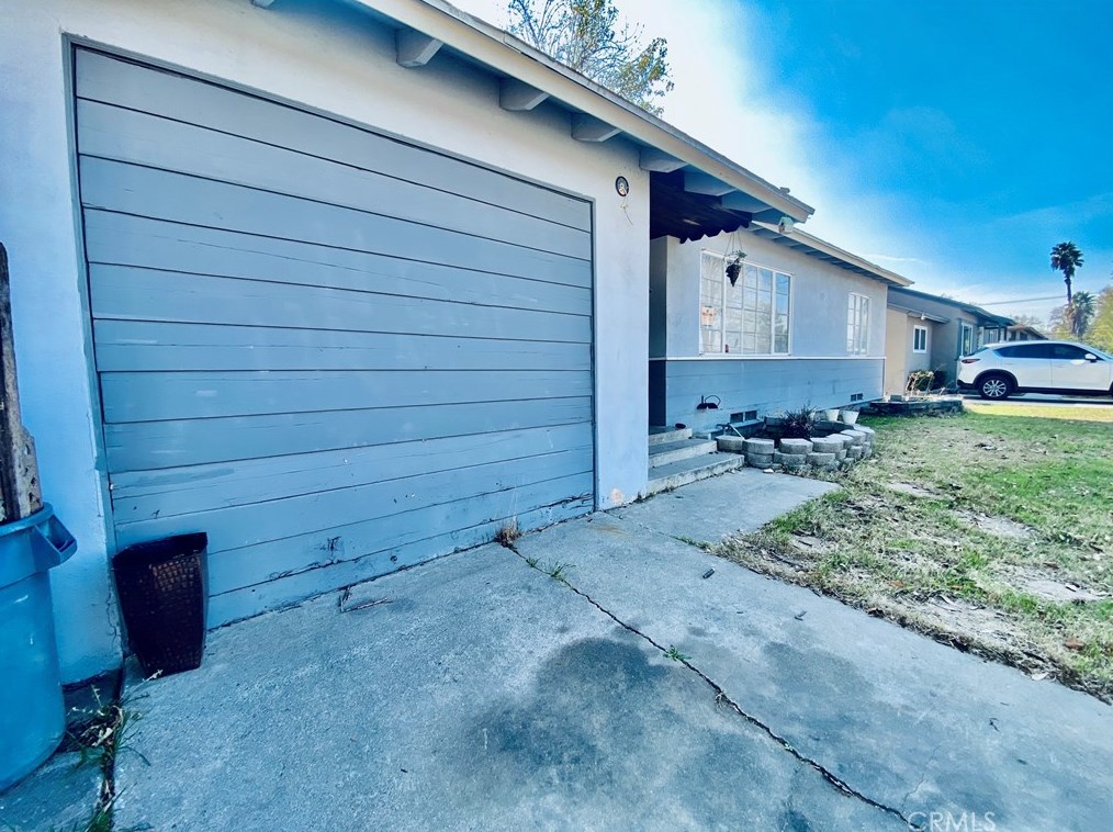 8258 Verbena Dr, Riverside, CA 92504-2442