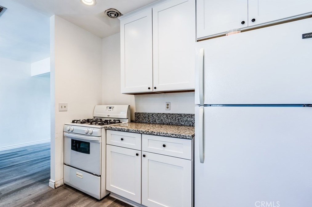 25472 Van Leuven St, Loma Linda CA  92354-2335 exterior