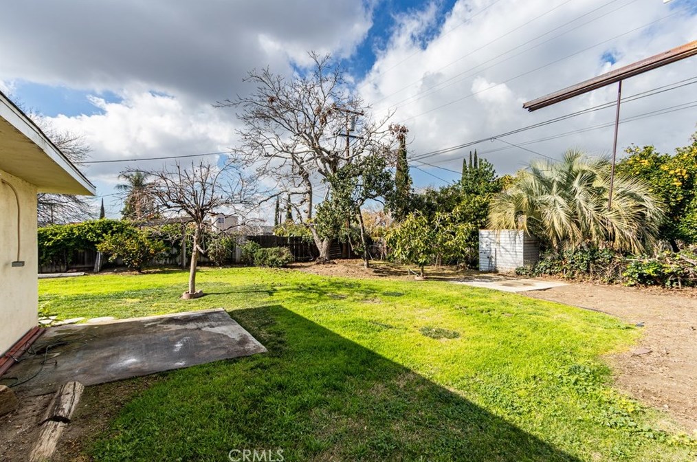 25472 Van Leuven St, Loma Linda CA  92354-2335 exterior