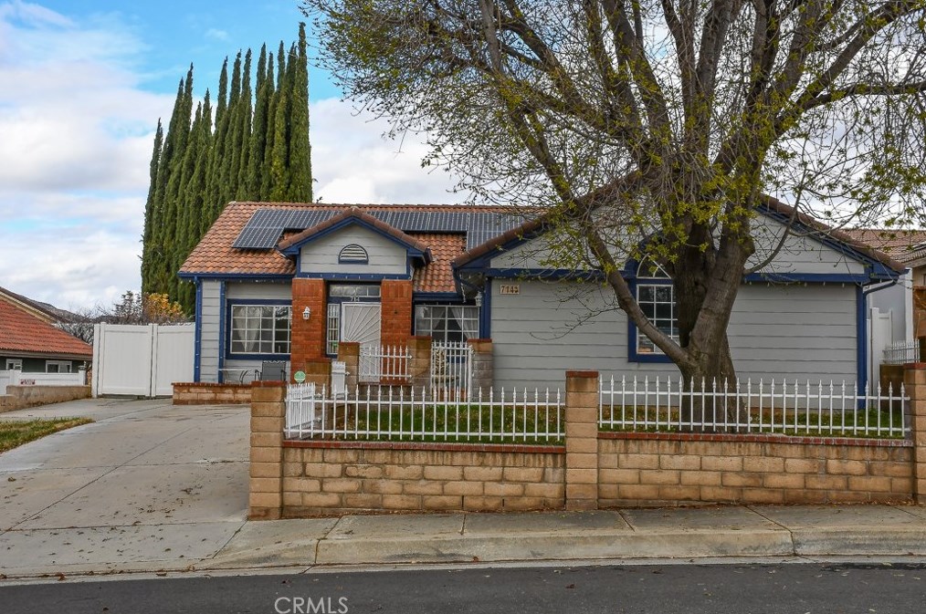 714 Cedar View Dr, Beaumont, CA 92223