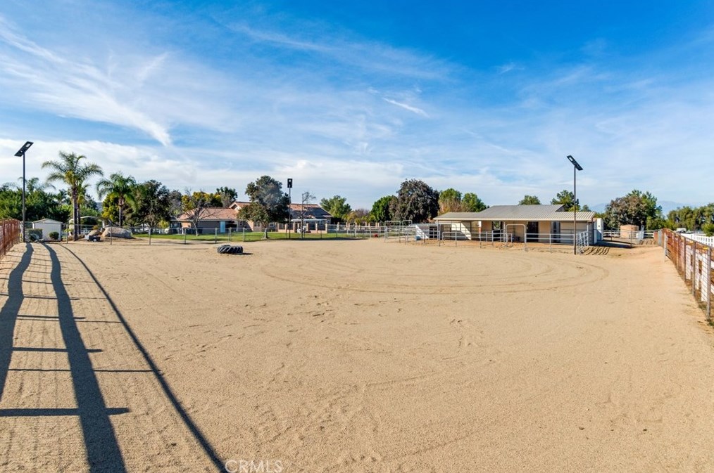 23220 Western Crest Dr, Perris CA  92570-8187 exterior
